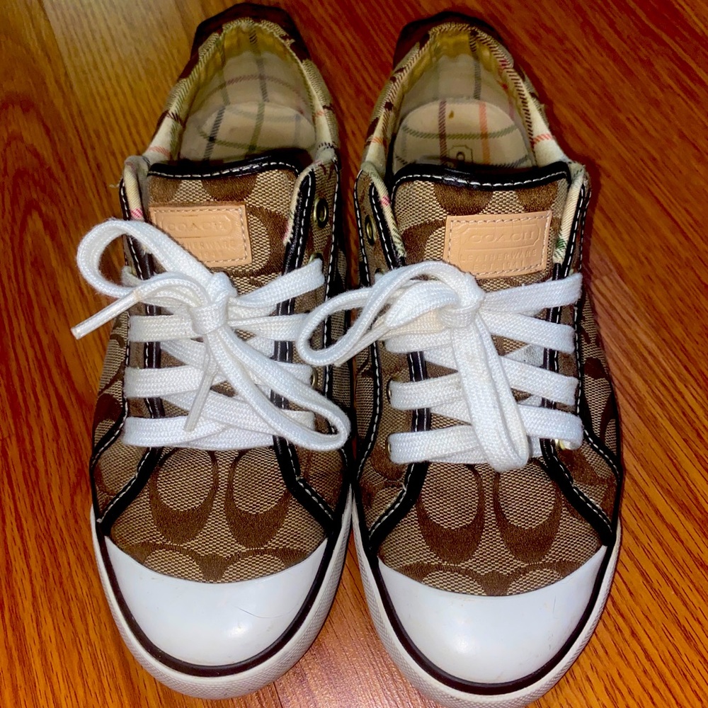 Coach "Barrett" Lace Up Sneakers Sz 8